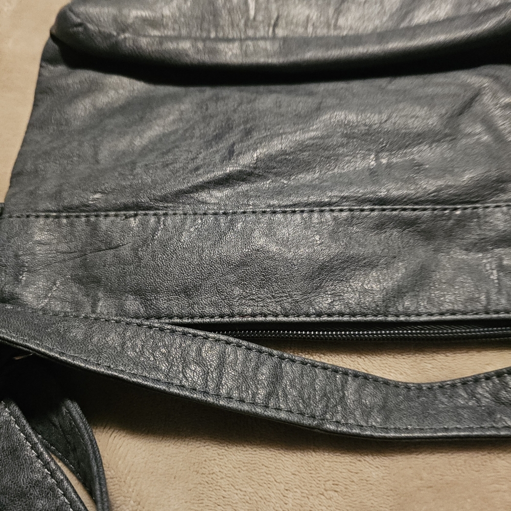 Purse - Picture 4 of 8